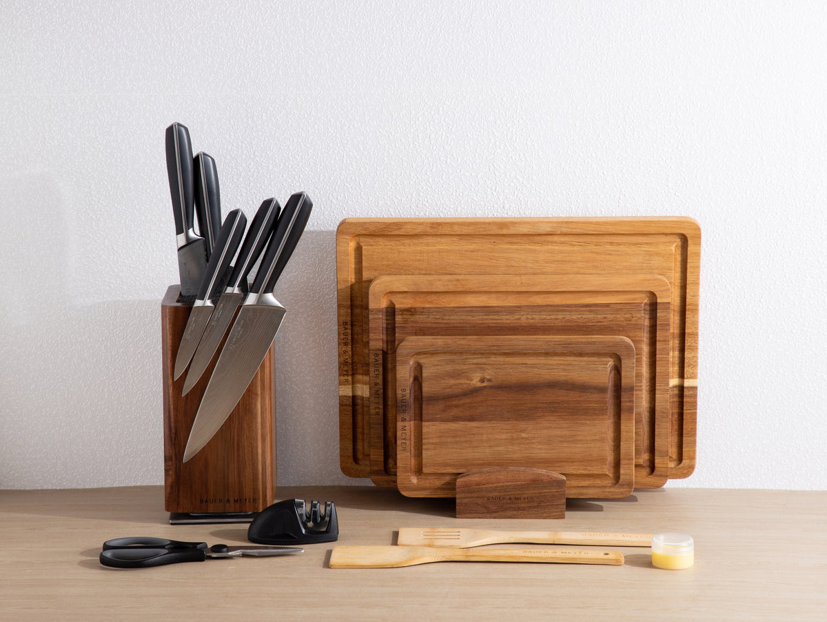 BAUER & MEYER Chef's Choice Collection met messenblok en acaciahouten snijplanken